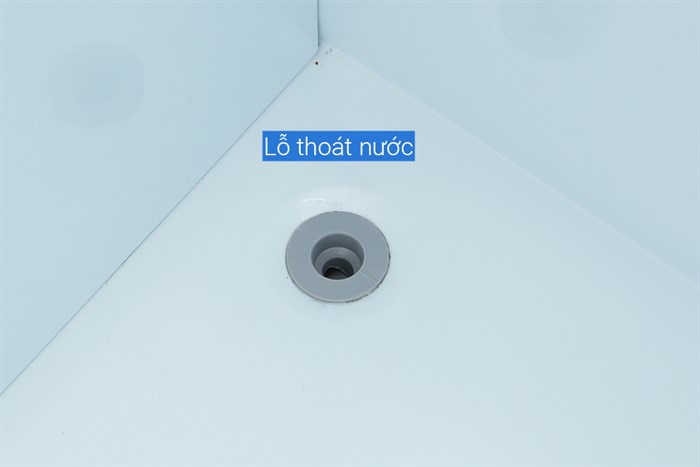 tu-dong-sanaky-inverter-410-lit-vh-5699hy3-6-700x467