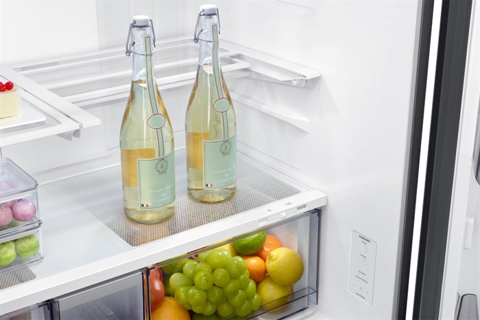 tu-lanh-samsung-inverter-648-lit-rf59c766fb1-sv7-700x467