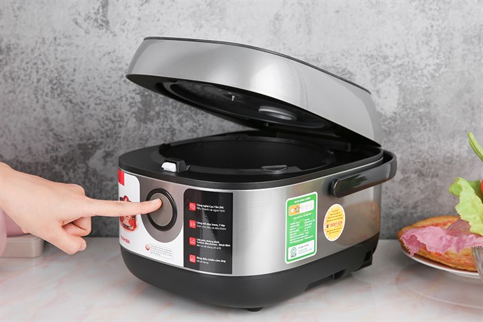 noi-com-cao-tan-toshiba-rc-10ip1pv-1l-12-700x467