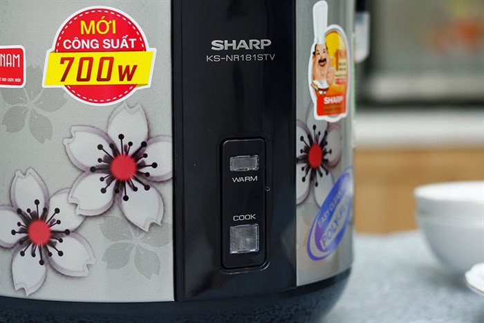 noi-com-dien-sharp-ks-nr181stv-700x467-7