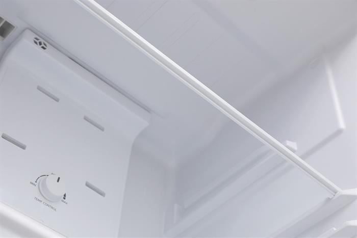 tu-lanh-aqua-inverter-212-lit-aqr-t239fa-fb-9-638846315112050464-700x467