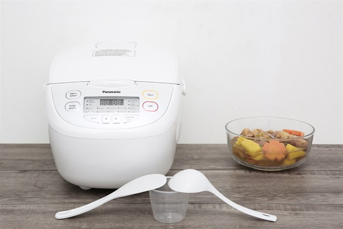 noi-com-dien-tu-panasonic-sr-cl188wra-1-1-700x467