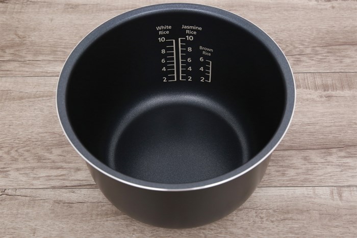 noi-com-dien-tu-panasonic-sr-cl188wra-4-700x467